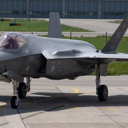 Una commissione d'inchiesta sull'acquisto dei caccia F-35