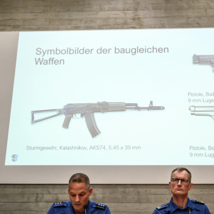 Armi legalmente detenute: l'interrogazione dopo la tragedia di Aarau