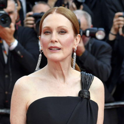 Julianne Moore premiata con il Golden Icon Award al Film Festival di Zurigo