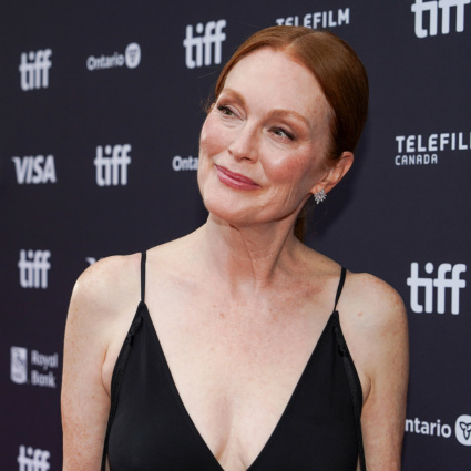 Julianne Moore premiata con il Golden Icon Award al Film Festival di Zurigo