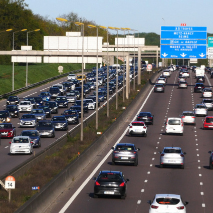 Ora c'è chi risparmia allungando la benzina con l'etanolo