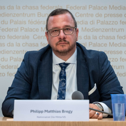 Bregy auspica una "piramide delle cure" chiara