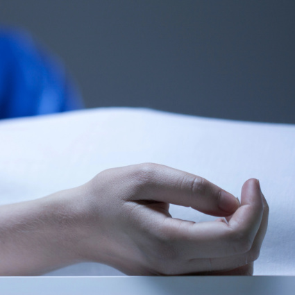 «C’è chi decide di morire un mese dopo la diagnosi, e chi aspetta troppo e perde il treno»
