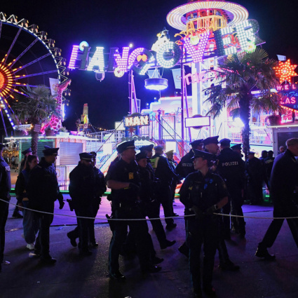 Spaventoso incidente all'Oktoberfest: un uomo è in pericolo di vita