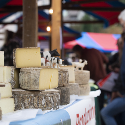 Mucche, latte e degustazioni: è la due giorni del Mercato dei Formaggi