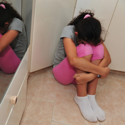Sevizie, droga e terrore in 30 metri quadrati