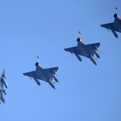 Caccia della Nato abbattono un drone sopra la Lituania