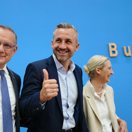 Vittoria dell'AfD: l'UDC si indigna, la sinistra si allarma