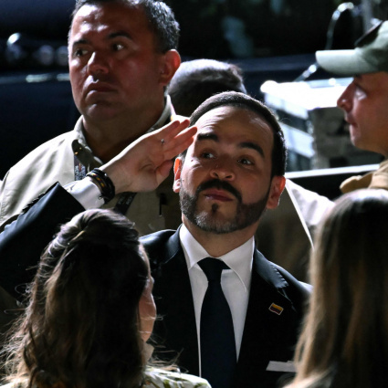 Giudice ordina la rimozione del video del presidente con i cadaveri