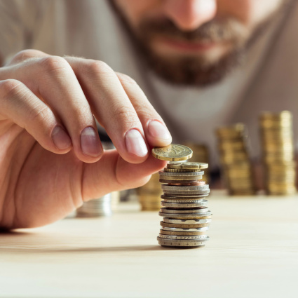 Gli analisti frenano sull'economia svizzera, ma l'indice resta positivo