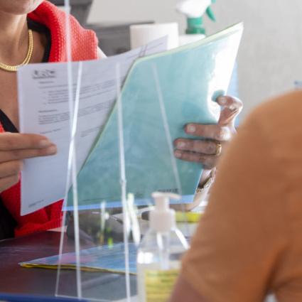 Sale la disoccupazione: «E i residenti», ecco l'interrogazione