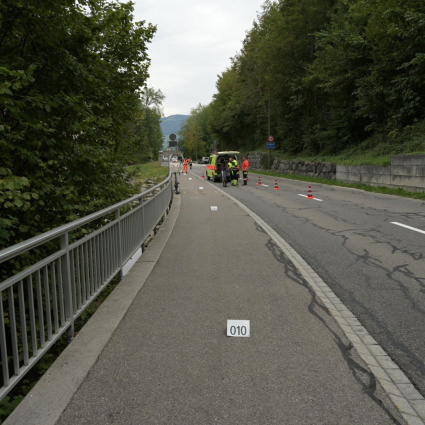 Scontro frontale tra ciclisti, interviene la Rega
