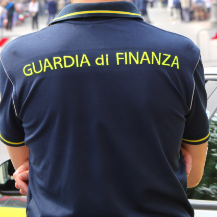 Finti lavori gratis. Usano il nome di una banca svizzera e truffano 14 persone