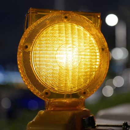 Un'altra notte di lavori sulla strada per Cureggia