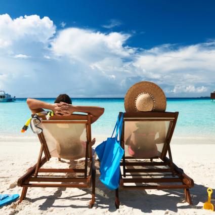 Vacanze, quasi uno svizzero su due spende più del previsto