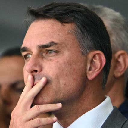 Lula attacca Bolsonaro Jr: «Fuga vergognosa, leccapiedi degli Usa»