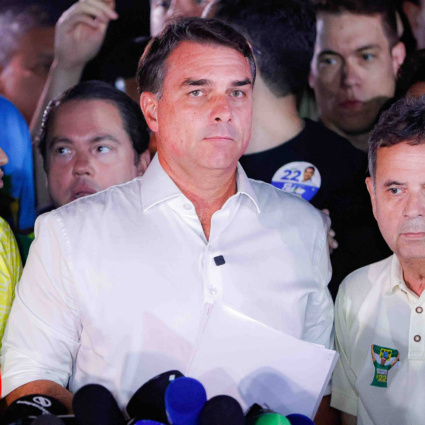 La polizia brasiliana sta indagando sulla possibile fuga di Bolsonaro