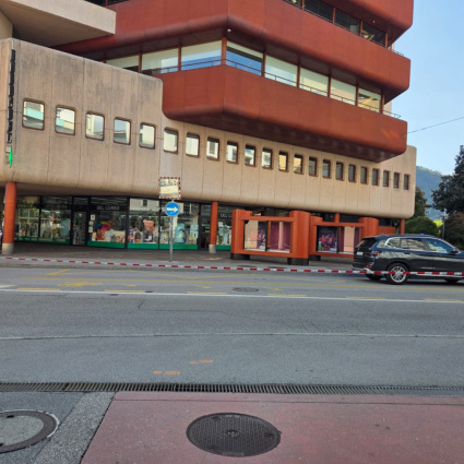 Borsa sospetta, scatta l'allarme