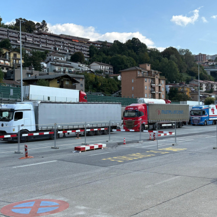 Como-Brogeda, traffico nel caos: «40 minuti per 5 chilometri e code senza fine»
