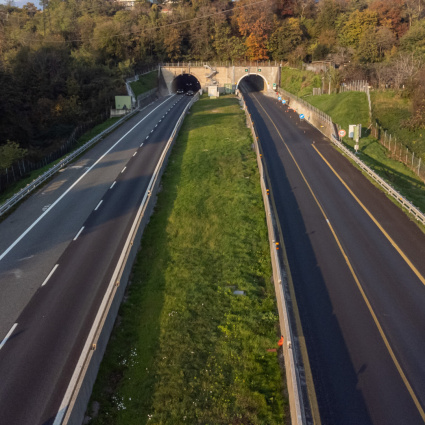 A9, chiusure notturne tra Como e Chiasso: giorni, orari e deviazioni