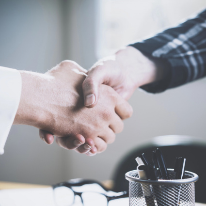 Innovazione e competitività: 15 aziende italiane e svizzere a confronto in Ticino