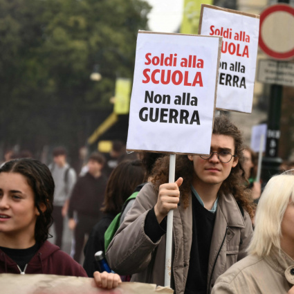 Studenti in piazza anche in Italia