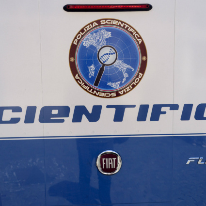 Coniugi decapitati in casa, c'è un fermo