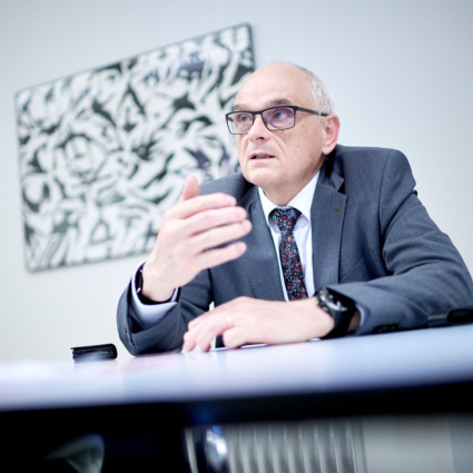 Anche Pierre Alain Schnegg in corsa per il Consiglio federale