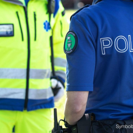 Agente ferito nell'inseguimento di due giovani in monopattino