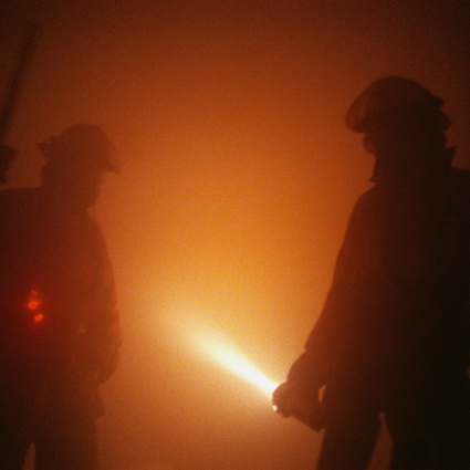Incendio in base militare, ci sono morti e feriti