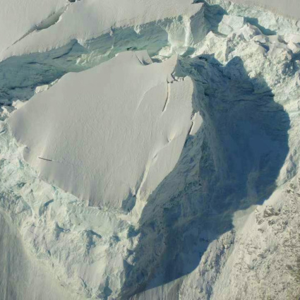 250mila tonnellate di ghiaccio minacciano un paese del Vallese: «La situazione preoccupa»