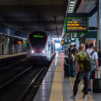 Sciopero dei treni in Lombardia, disagi per chi parte dal Ticino