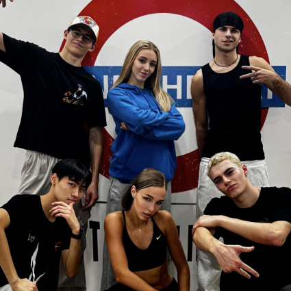 Sei ballerini ticinesi sulle note dei grandi successi K-pop