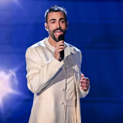 Marco Mengoni apre a Milano un club senza smartphone: 26 serate live