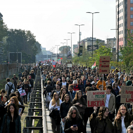 Sciopero generale, a Milano in 30mila invadono la Tangenziale Est