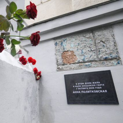Vent'anni fa l'omicidio di Anna Politkovskaja