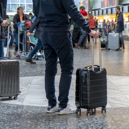 Oltre 123mila passeggeri in un giorno a Kloten: non era mai accaduto