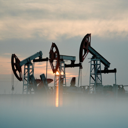 Le voci sull'Iran fanno fare un altro balzo al petrolio