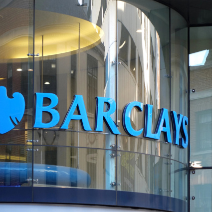 L'IA si porta via 5mila posti di lavoro in banca Barclays
