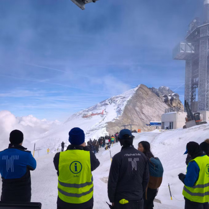 Guasto alla funivia del Titlis: 200 persone sfollate in elicottero