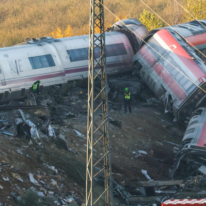 Scontro tra treni, mancano all'appello 29 persone