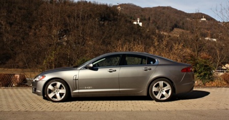Jaguar XF: Sport Luxury