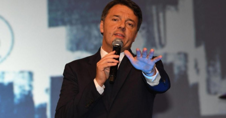 Renzi bandisce le alleanze dalla Leopolda