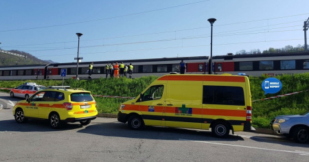 Incidente sui binari, grossi disagi al traffico