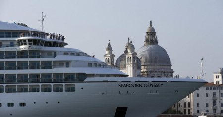 Le navi da crociera si accordano per ridurre le emissioni