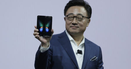 A settembre Samsung lancia il suo smartphone pieghevole