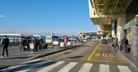 Collegamento Ticino-Malpensa: c'è chi ci prova col minibus condiviso