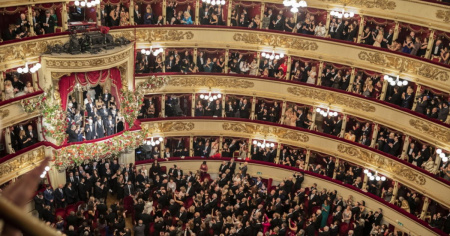 Ovazione per Mattarella alla prima della Scala