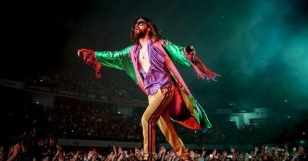 Jared Leto era in meditazione nel deserto, ha appena scoperto l'emergenza coronavirus