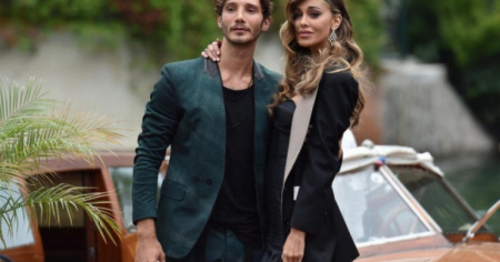 Stefano De Martino, gita in barca con una donna (che misteriosa non è)